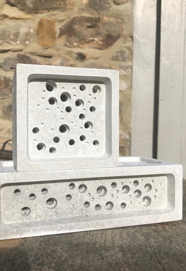 Large white bee block