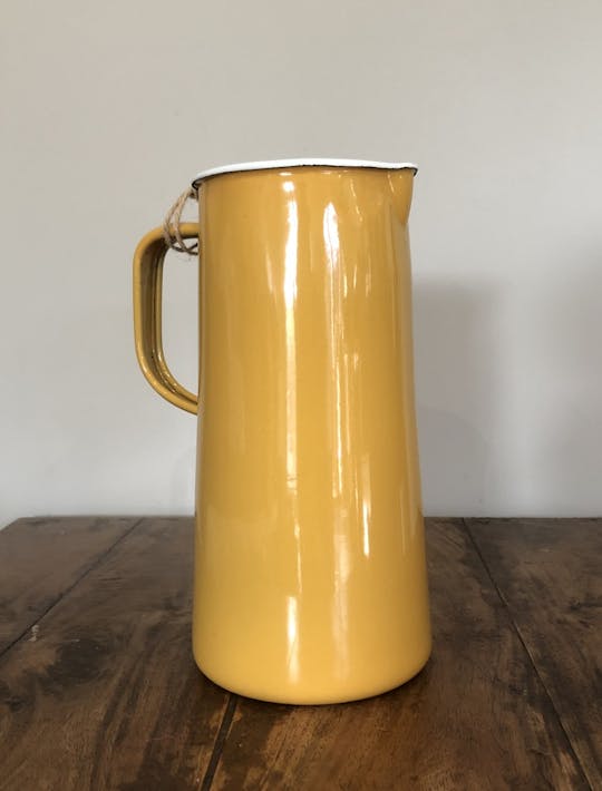 3 pint jug in Mustard Yellow